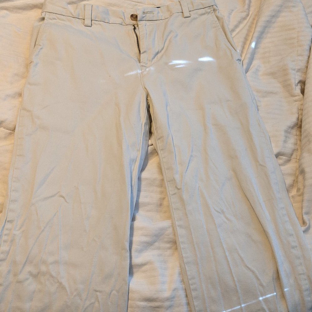 Vineyard Vines Boys khakis  (sz 16)